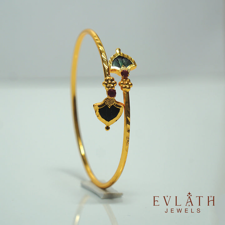 Gold-Plated Green Palakka Necklace, Adjustable Bangle & Earring Combo Set - Evlath jewels