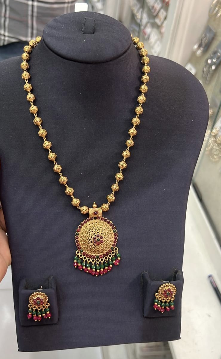 demo necklace with bangle combo